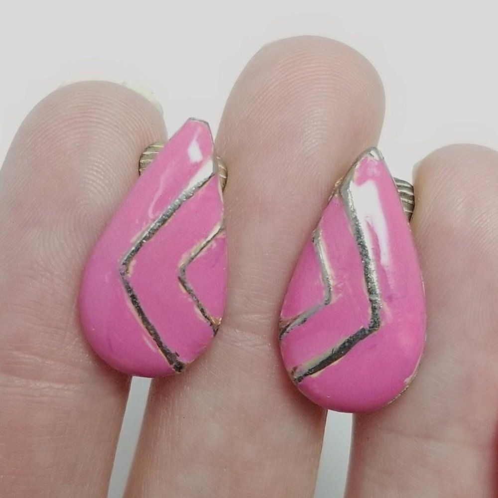 Vintage Retro Pink Drop Shape Clip On Earrings, Barbiecore, 80s Style Design
